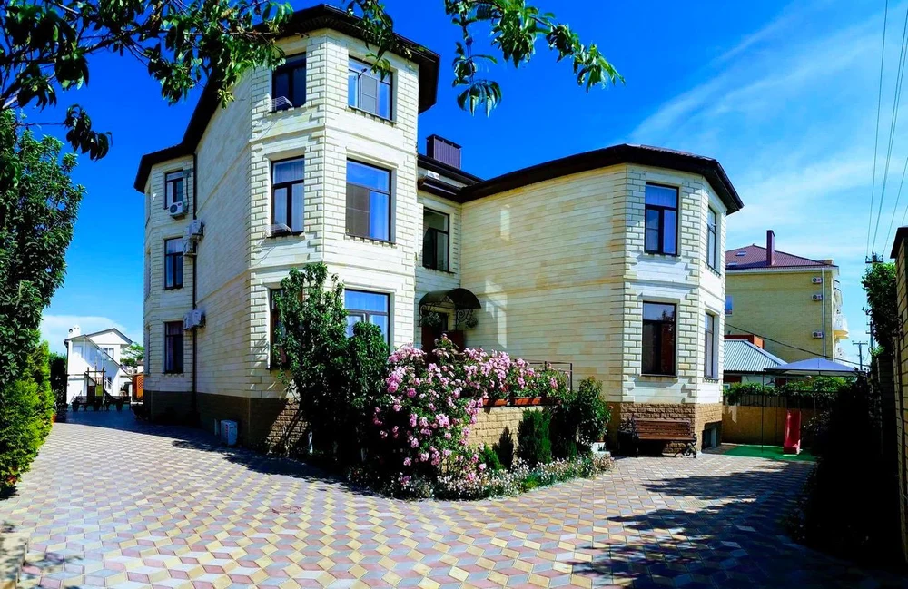 Семейный дом "Бугаз"